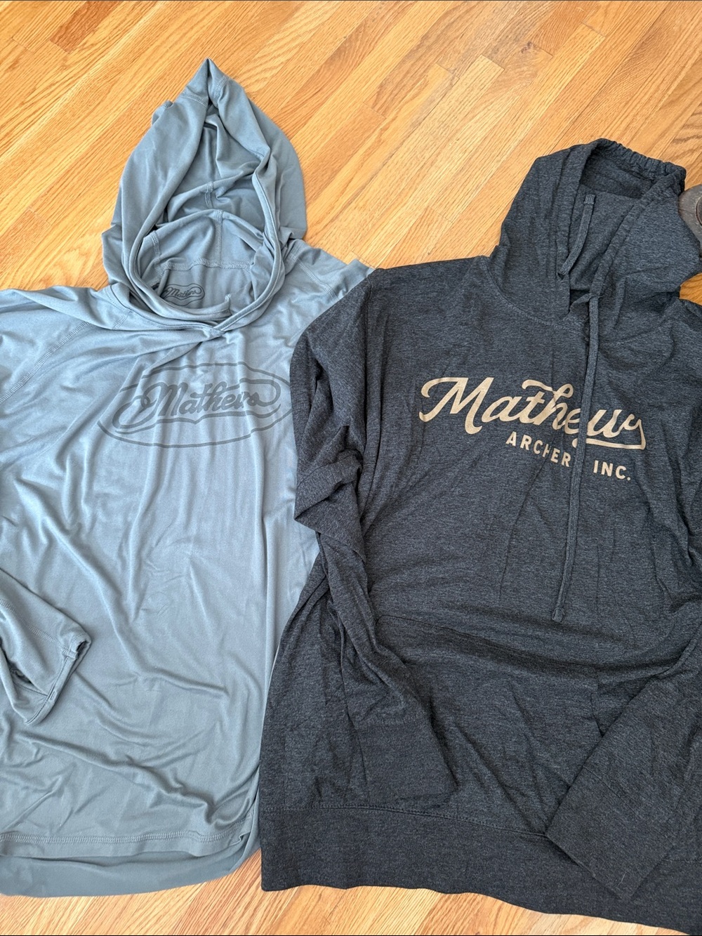 Mathews Logo Hoodies - Light gray & Charcoal- xL- lightweight